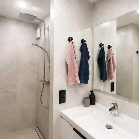 Korter Voru, - Newly Renovated Apartment, 10 Min To Old Town *