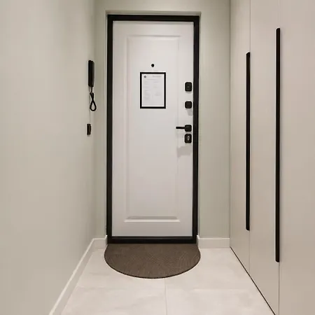 Voru, - Newly Renovated Apartment, 10 Min To Old Town Korter *
